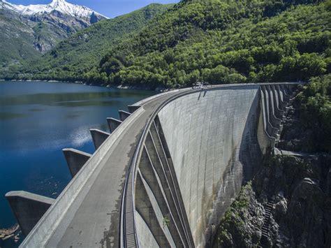 contra dam switzerland.